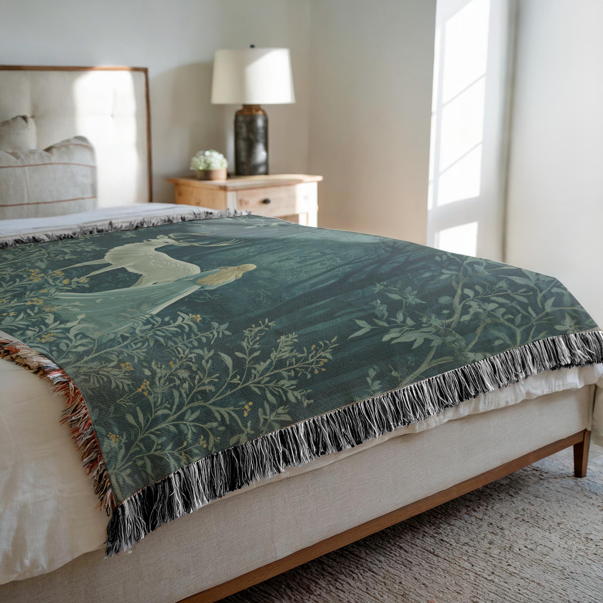 WovenBlanket_60x80_Photo-20250301170700265