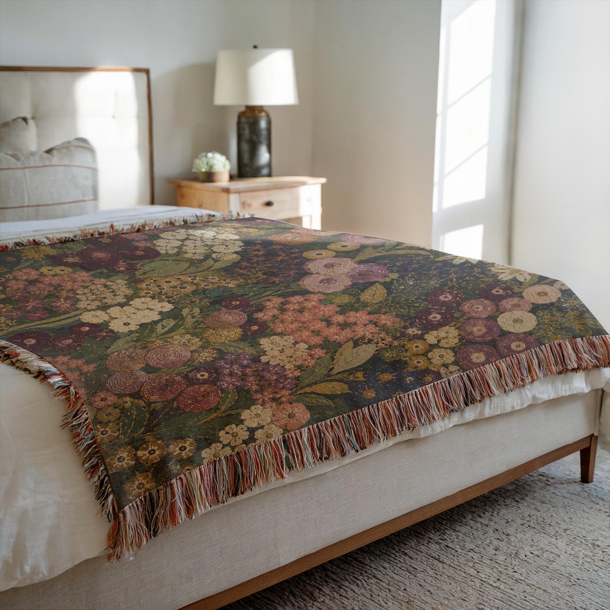 WovenBlanket_50x60_Photo-2026062821422290