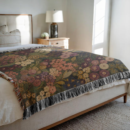 WovenBlanket_60x80_Photo-2026062821422290